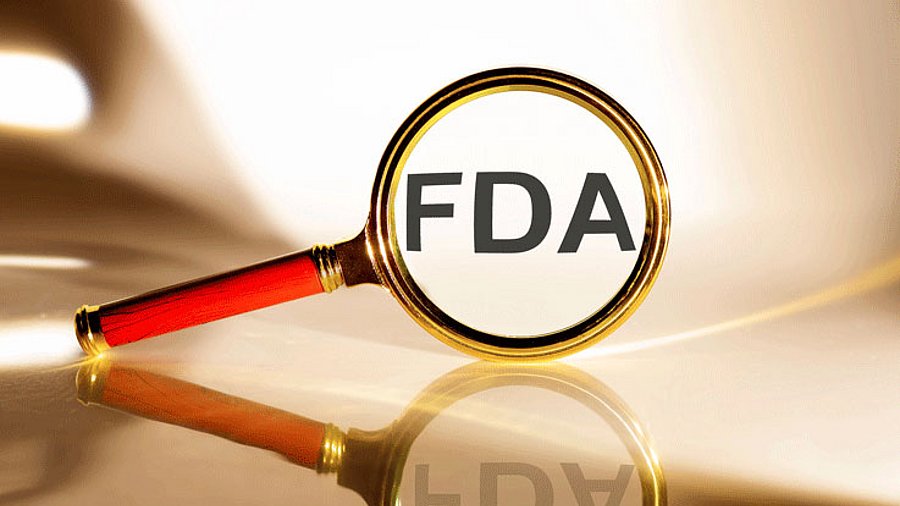 Lupe mit Schriftzug "FDA"
